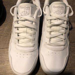 Like new Reebok sneakers